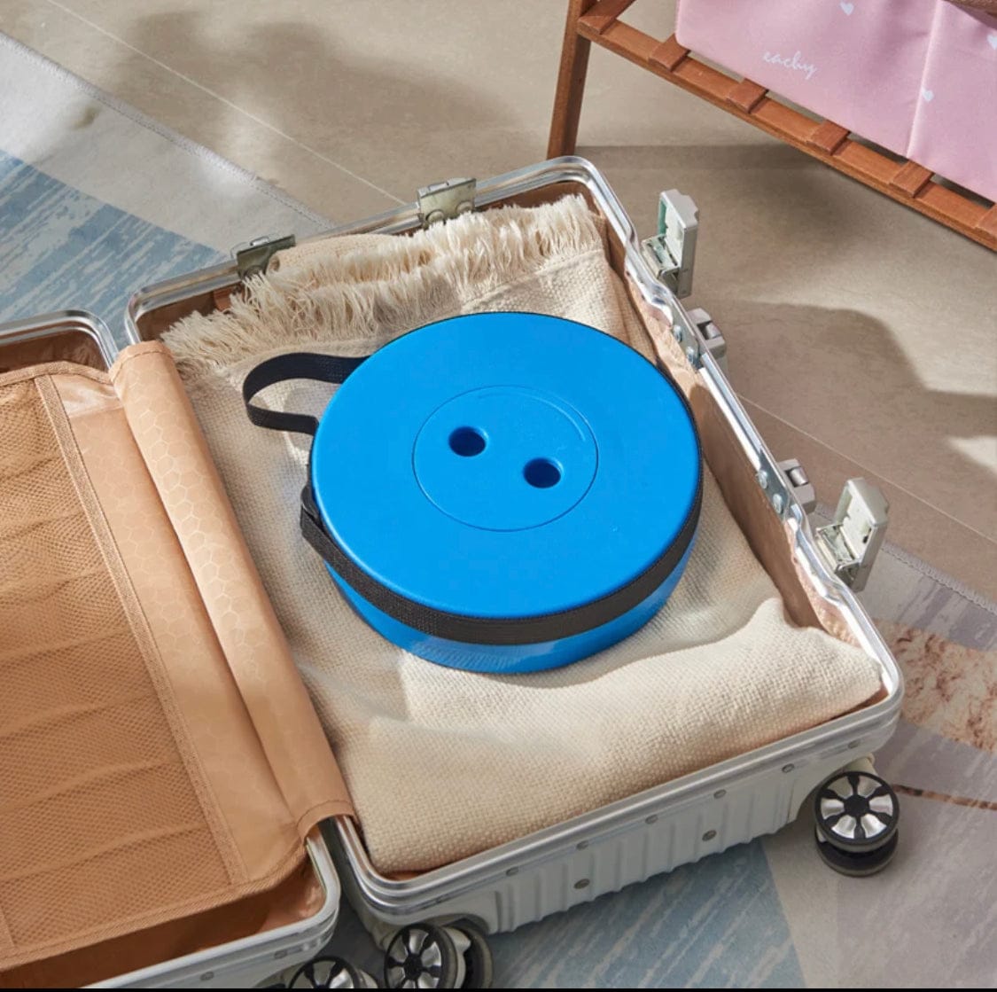 Telescopic folding stool