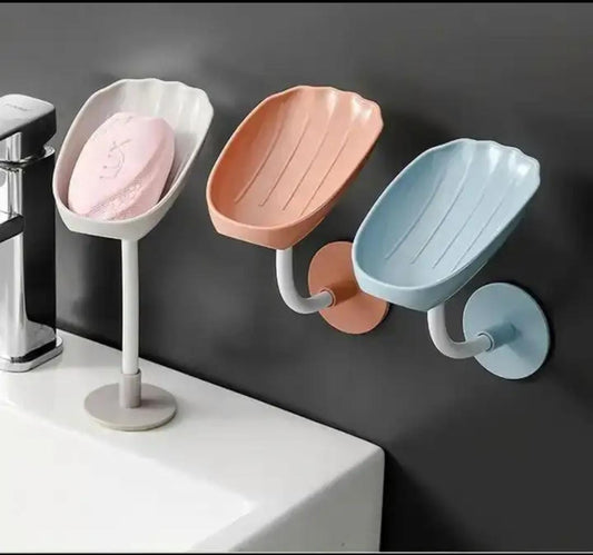 Suction soap tray