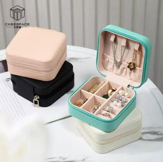 Mini leather jewellery box