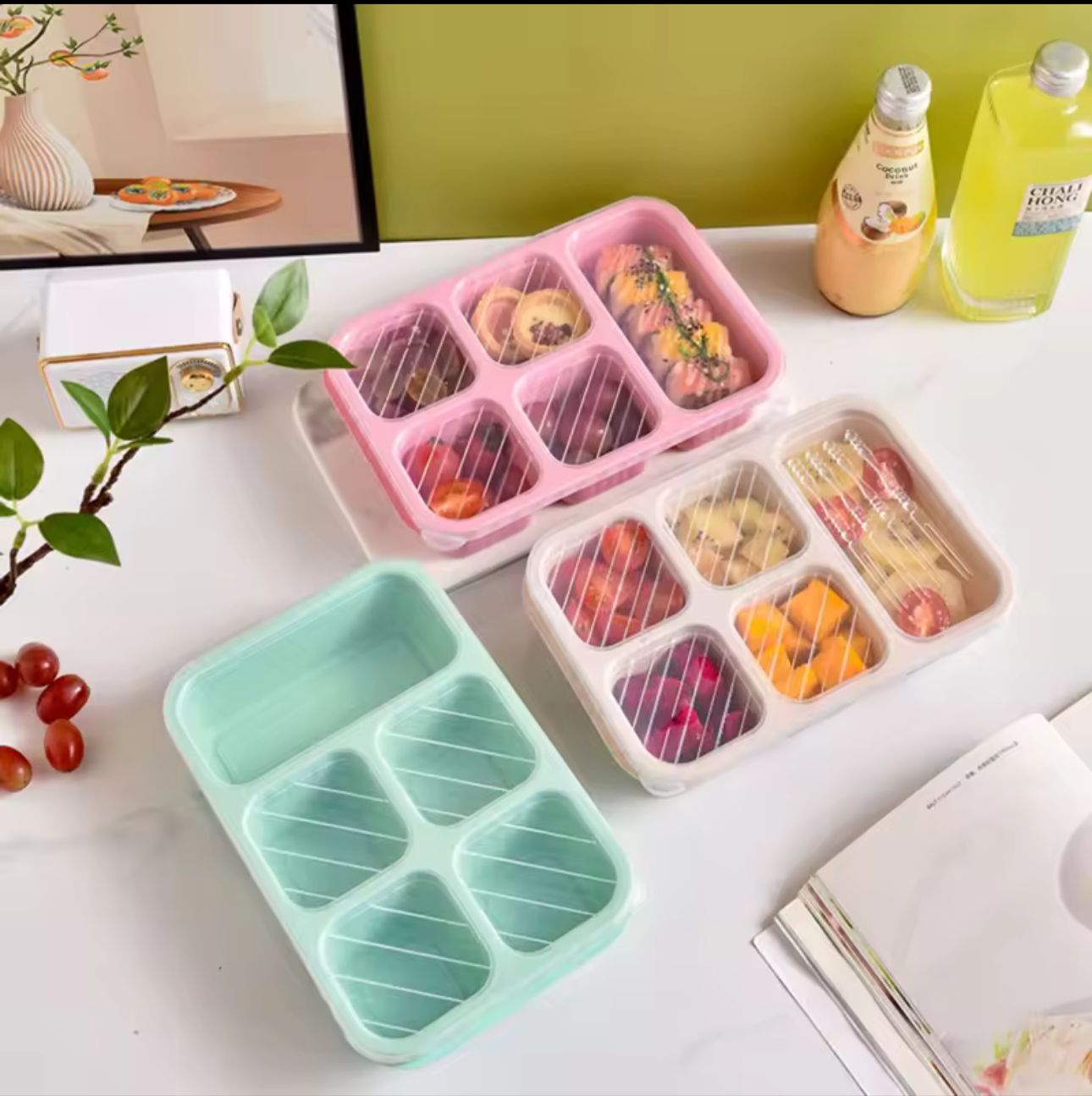 Bento Lunch box with 5 compartments